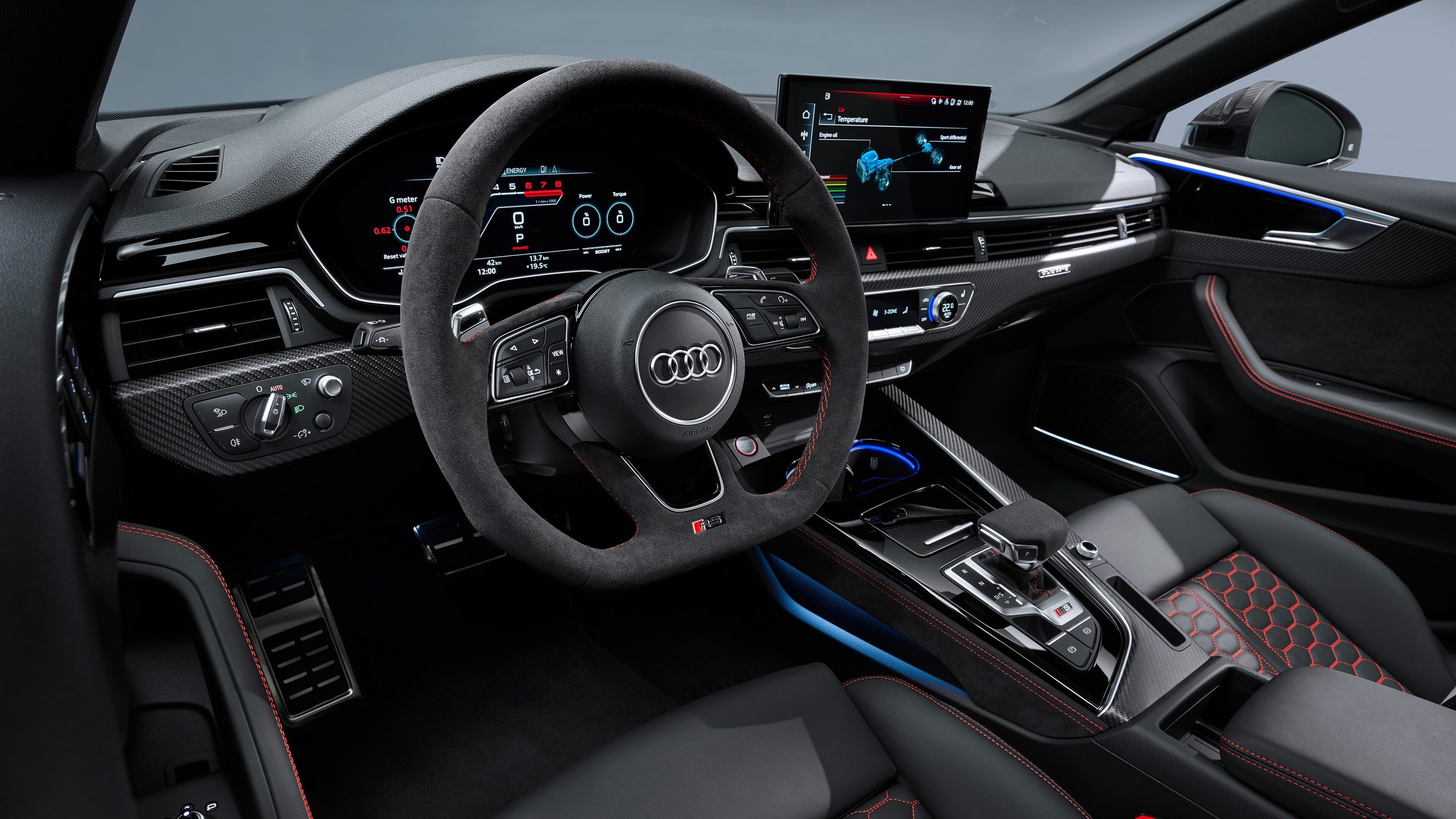 赛场默契:车手与队友完美配合的瞬间