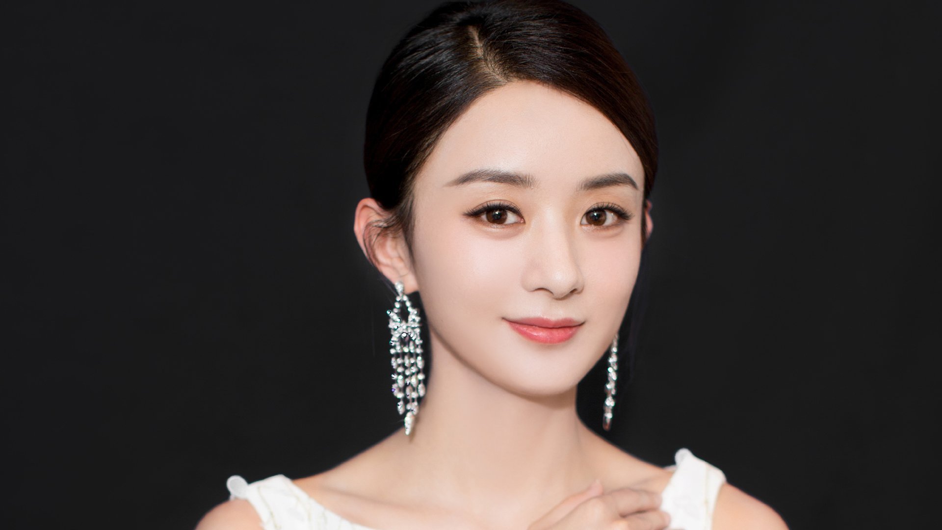 多国球队在赛场上一决高下,带来精彩瞬间