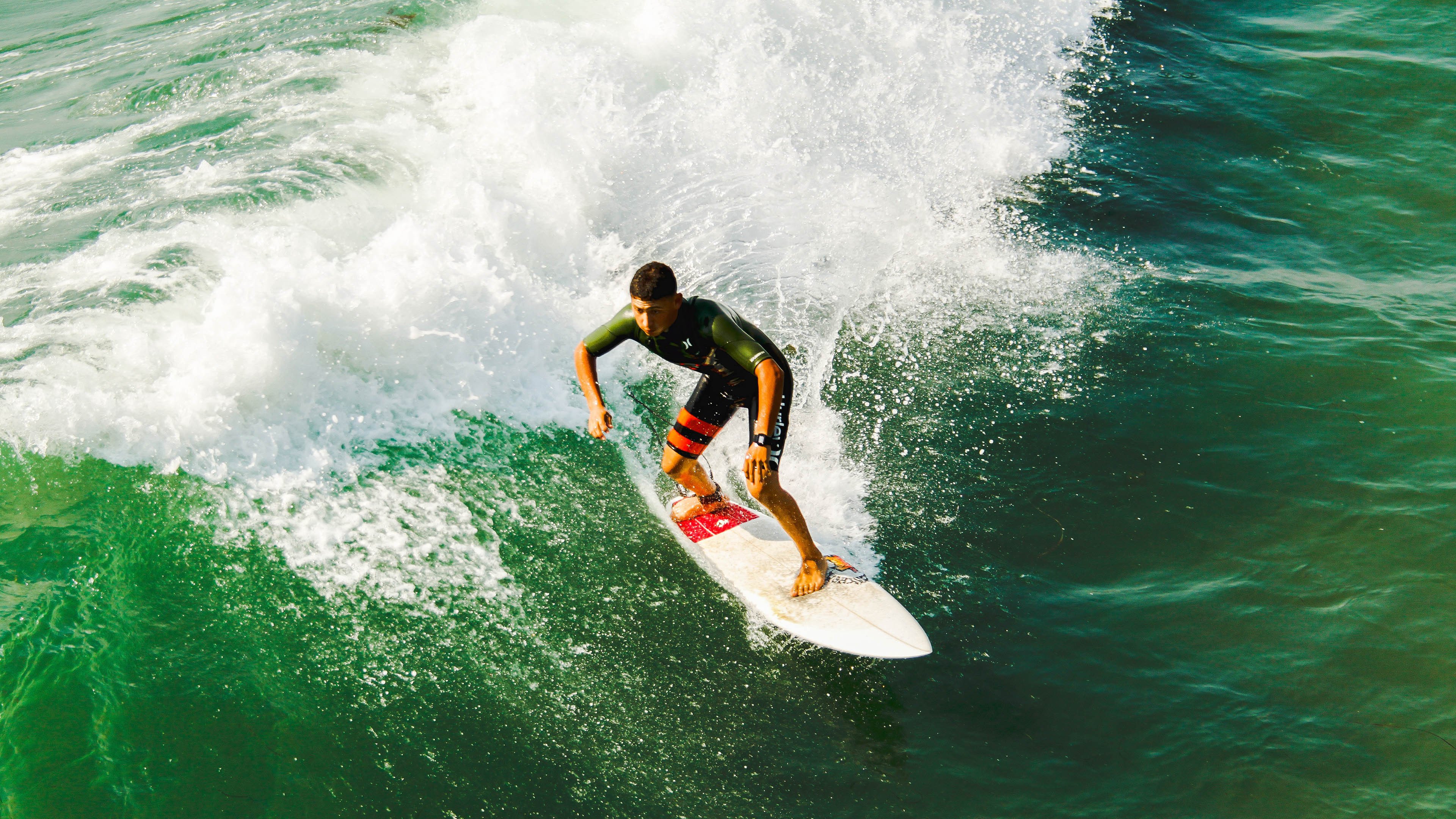 开云网站-克莱尔后程提速 冲刺阶段极具爆发力，克莱尔完成比赛