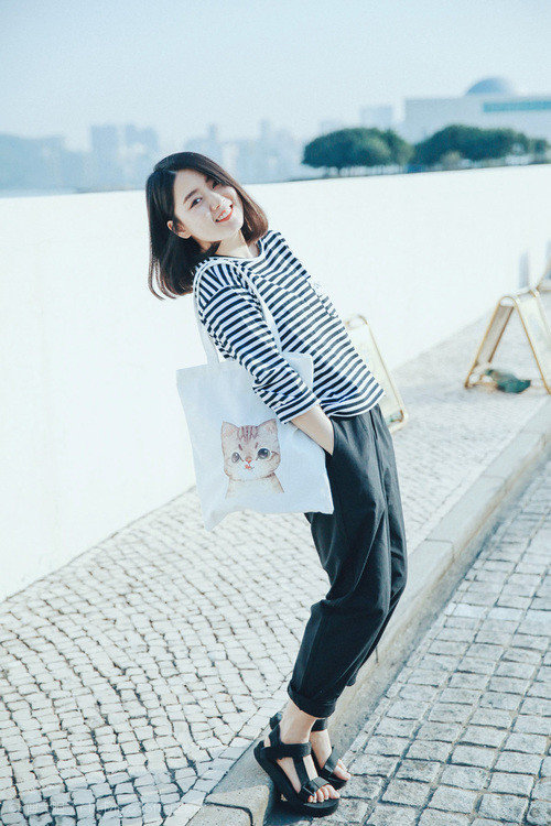 马里特·斯滕伯根展现新生代游泳实力,马滕·斯特克伦博赫